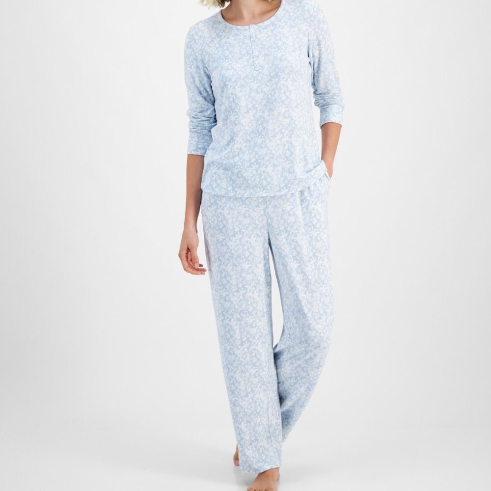 #1035 Charter Club Women's 2-Pc. Printed Long-Sleeve Packaged Pajamas Set